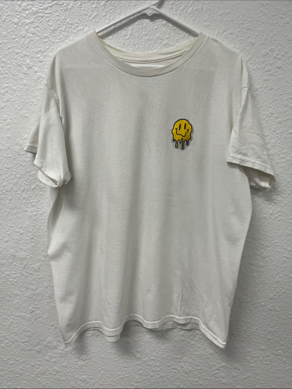 Retrofit White Short Sleeve Tee with Yellow Drip Smile Patch